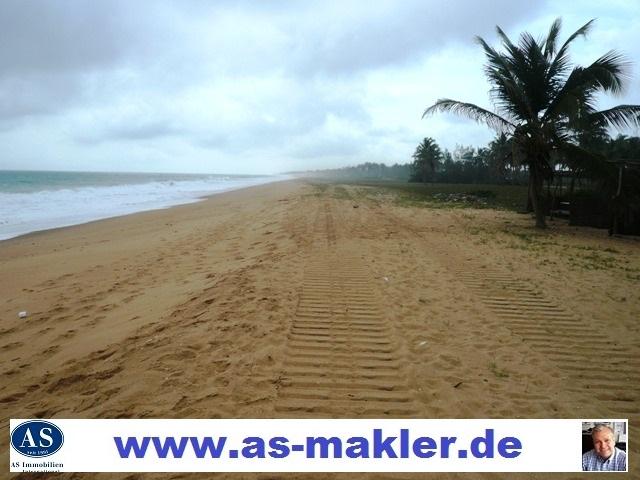 Benin (Cotonou)., ca. 4.500 qm Grundstück direkt am Meer mit Strandnutzung!