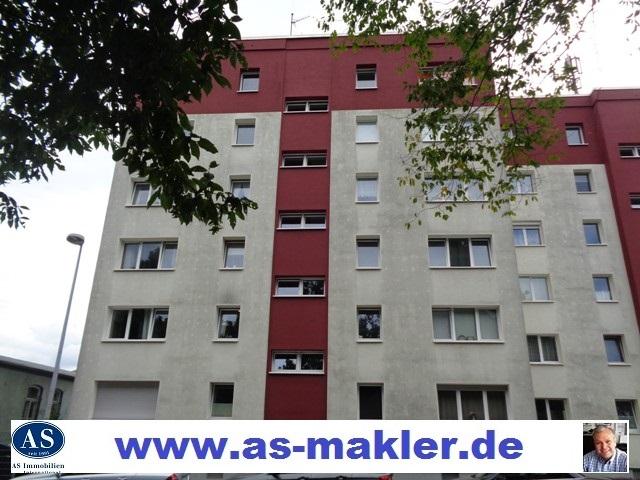 Wohnung mit Balkon und Garage!